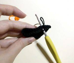 oreilles lucius chat vampire patron crochet poupée amigurumi débutant gratuit halloween animal