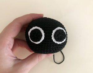 tête lucius chat vampire patron crochet poupée amigurumi débutant gratuit halloween animal