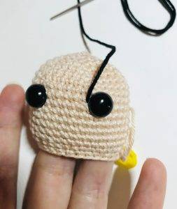 yeux ashana elfe cupidon amour saint valentin patron crochet gratuit facile débutant poupée amigurumi