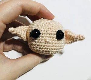 tête ashana elfe cupidon amour saint valentin patron crochet gratuit facile débutant poupée amigurumi