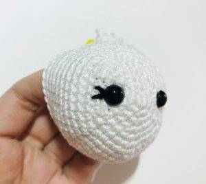 yeux lapine tsum tsum patron crochet gratuit décoration débutant facile pâques oeuf