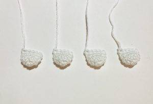 patte lapine tsum tsum patron crochet gratuit décoration débutant facile pâques oeuf