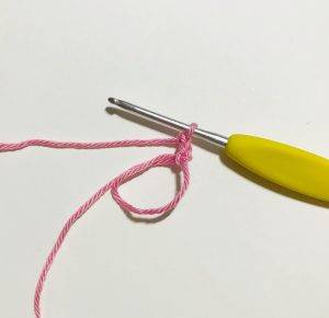 noeud lapine tsum tsum patron crochet gratuit décoration débutant facile pâques oeuf