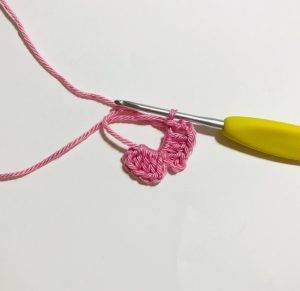 noeud lapine tsum tsum patron crochet gratuit décoration débutant facile pâques oeuf