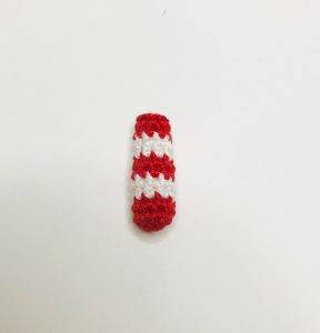 jambes elerinna elfe de noël patron crochet poupée amigurumi débutant gratuit