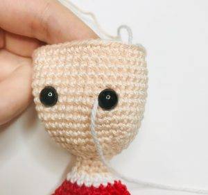 eye elerinna christmas elf crochet pattern doll amigurumi beginner free