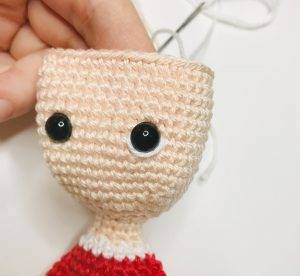 eye elerinna christmas elf crochet pattern doll amigurumi beginner free