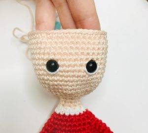 eye elerinna christmas elf crochet pattern doll amigurumi beginner free