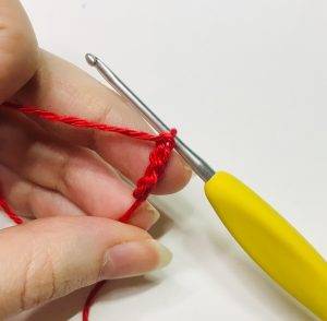 chaussures elerinna elfe de noël patron crochet poupée amigurumi débutant gratuit