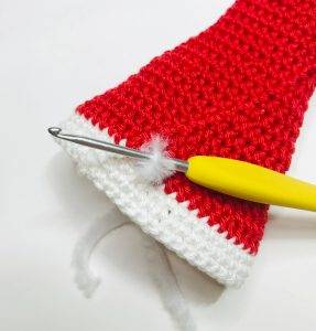 bonnet elerinna elfe de noël patron crochet poupée amigurumi débutant gratuit