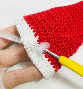 beanie elerinna christmas elf crochet pattern doll amigurumi beginner free