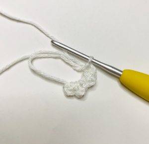 flocon de neige elerinna elfe de noël patron crochet poupée amigurumi débutant gratuit