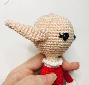 oreille elerinna elfe de noël patron crochet poupée amigurumi débutant gratuit