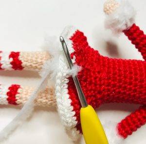 robe elerinna elfe de noël patron crochet poupée amigurumi débutant gratuit