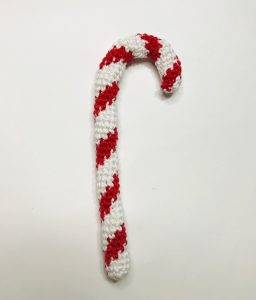 bâton sucre d'orge elerinna elfe de noël patron crochet poupée amigurumi débutant gratuit