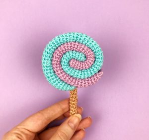 crochet amigurumi pattern mini lollipop