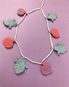 crochet pattern halloween garland