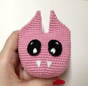 corps vampina chauve souris patron crochet poupée amigurumi débutant gratuit halloween animal