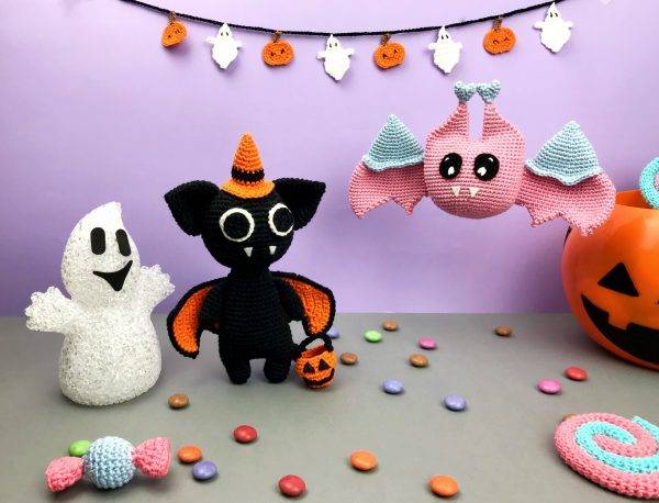 crochet pattern vampina bat love halloween
