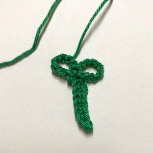 crochet pattern ribbon gift christmas