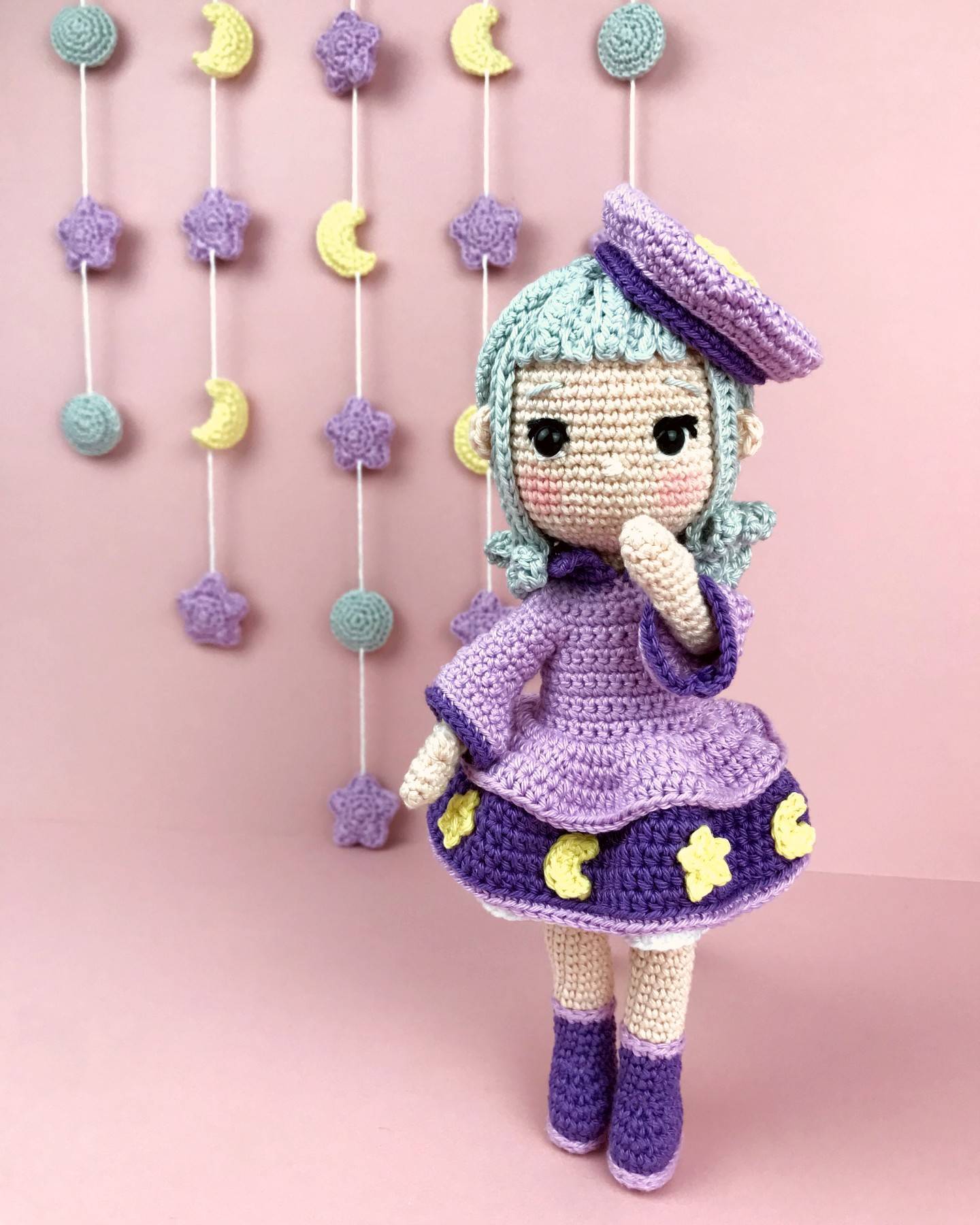 Starrya, girl from stars - Crochet Amigurumi pattern - My Rainbow Crochet