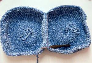 heart pillow cushion free crochet pattern easy decoration valentine day