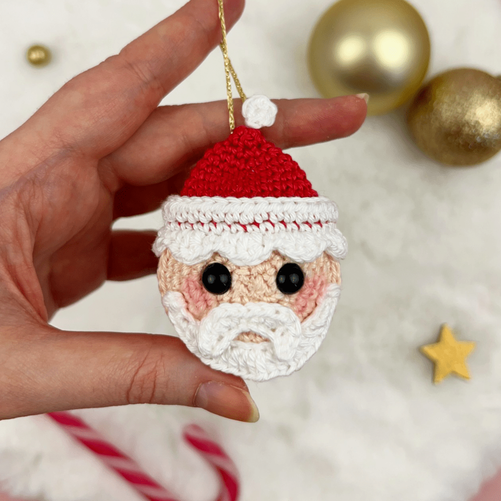 macaron père noël patron crochet facile débutant amigurumi