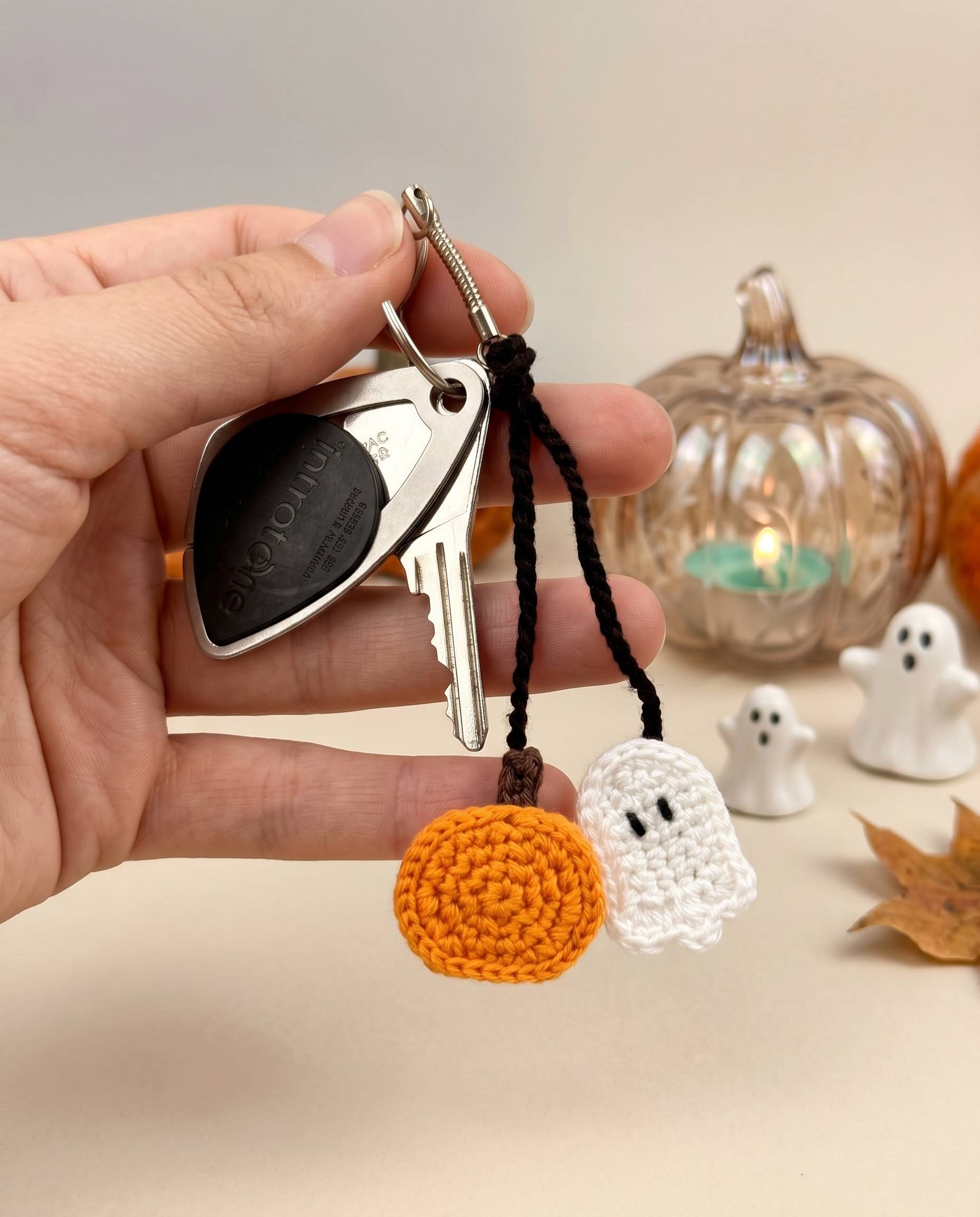 halloween charm headphone keychain easy free crochet pattern for beginner