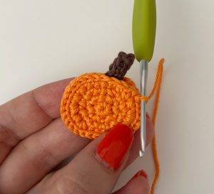 halloween ornement pour casque facile crochet patron pour débutant porte clés
